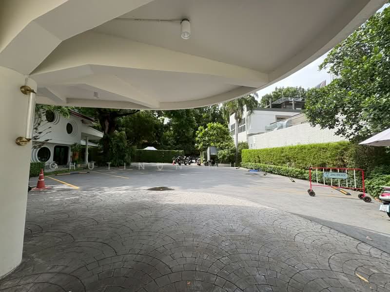 Restaurant for Rent in Thonglor BTS Walk Distance with parking, กรุงเทพ, พระโขนง, คลองเตย, กรุงเทพ, 231 ตร.ม., พื้นที่ขายของ ให้เช่า, โดย Chutinun Mungmai, 500439529 - DDproperty.com