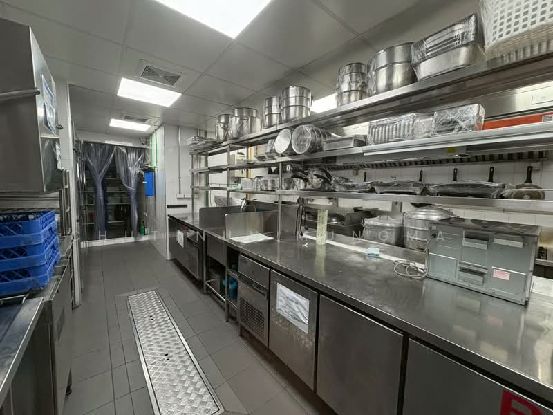 Restaurant for Rent in Thonglor BTS Walk Distance with parking, Bangkok, Phra Kanong, Khlong Toei, Bangkok, , 231 sqm, Retail Space For Rent, by Chutinun Mungmai, 500439529 - DDproperty.com