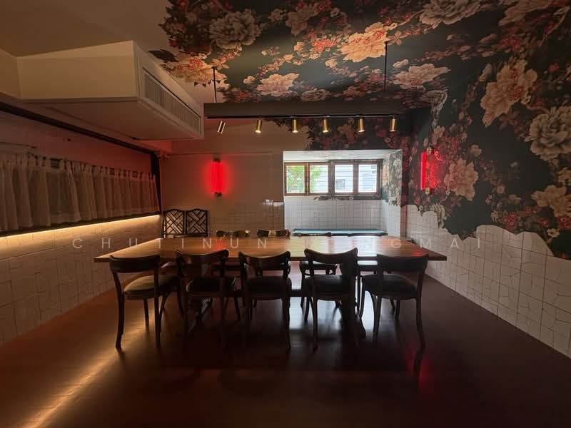 Restaurant for Rent in Thonglor BTS Walk Distance with parking, กรุงเทพ, พระโขนง, คลองเตย, กรุงเทพ, 231 ตร.ม., พื้นที่ขายของ ให้เช่า, โดย Chutinun Mungmai, 500439529 - DDproperty.com