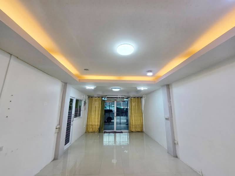 อาคารพาณิชย์อ่างศิลา ชลบุรี, Chon Buri (Pattaya), Ang Sila, Muang Chon Buri, Chon Buri (Pattaya), , 384 sqm, Shophouse For Sale, by The Best Property แป้ง, 500439569 - DDproperty.com