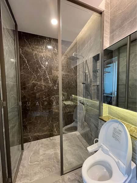 The Esse Sukhumvit 36, Bangkok, Soi Sukhumvit 36, Sukhumvit Road, Phra Kanong, Khlong Toei, Bangkok, 1 Bedroom, 38 sqm, Condo For Rent, by Sompob Buaparungsri, 500439584 - DDproperty.com