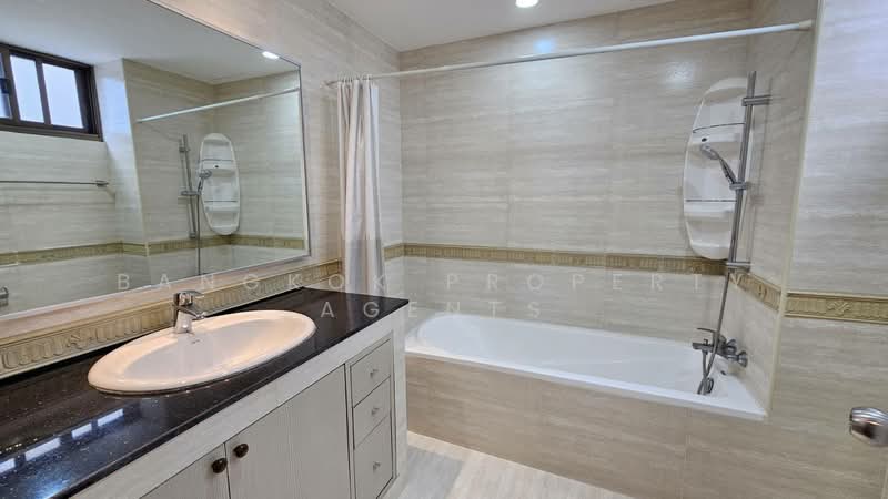 Grand Ville House 1, Bangkok, 36 Soi Sukhumvit 24, Khong Tan, Khlong Toei, Bangkok, 3 Bedrooms, 184 sqm, Condo For Rent, by BANGKOK PROPERTY AGENTS, 500439613 - DDproperty.com