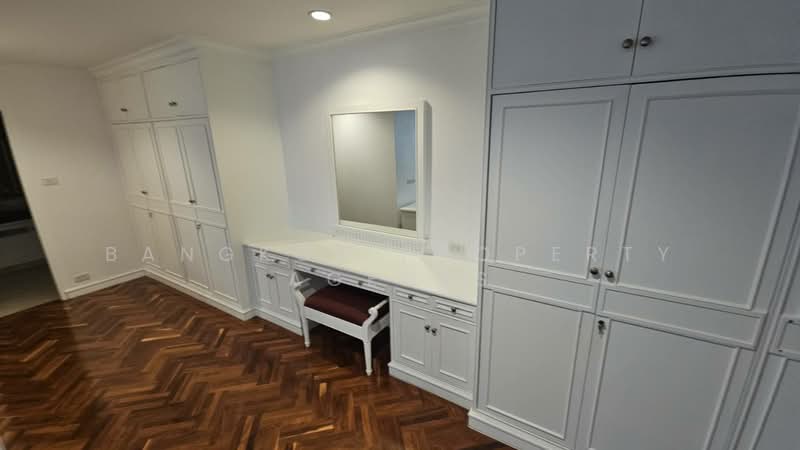 Hawaii Tower, Bangkok, Soi Sukhumvit 23, Khlongtoei Nua, Watthana, Bangkok, 3 Bedrooms, 330 sqm, Condo For Rent, by BANGKOK PROPERTY AGENTS, 500439616 - DDproperty.com