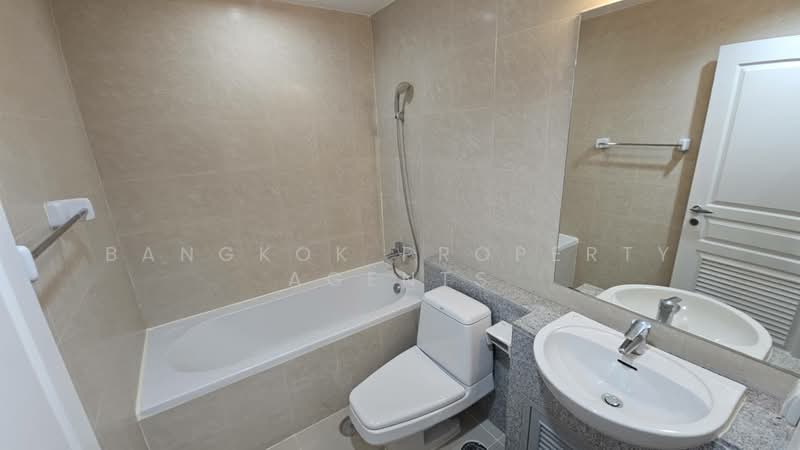 Prasanmitr Thani Tower, Bangkok, Soi Sukhumvit 23, Khlongtoei Nua, Watthana, Bangkok, 3 Bedrooms, 220 sqm, Condo For Rent, by BANGKOK PROPERTY AGENTS, 500439620 - DDproperty.com
