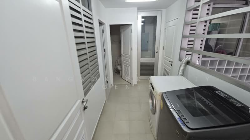 Prasanmitr Thani Tower, Bangkok, Soi Sukhumvit 23, Khlongtoei Nua, Watthana, Bangkok, 3 Bedrooms, 220 sqm, Condo For Rent, by BANGKOK PROPERTY AGENTS, 500439620 - DDproperty.com