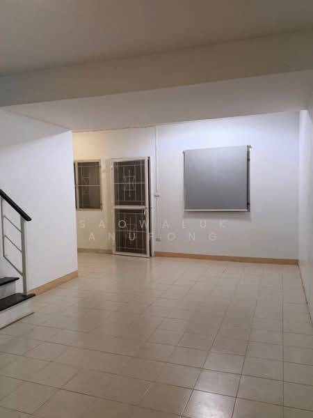 Baan Pruksa 70 Chalong Krung-Ladkrabang : บ้านพฤกษา 70 ฉลองกรุง-นิคมฯลาดกระบัง, กรุงเทพ, ถนน เลียบคลองลำกอไผ่, ลำปลาทิว, ลาดกระบัง, กรุงเทพ, 135 ตร.ม., ทาวน์เฮ้าส์ ขาย, โดย Saowaluk Anupong, 500439629 - DDproperty.com