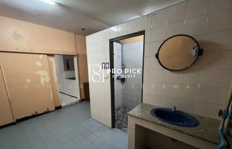 Shophouse For Rent BTS Phromphong Sukhumvit Watthana near Emquartier, Bangkok, สุขุมวิท, Khlong Tan Nua, Watthana, Bangkok, , 180 sqm, Shophouse For Rent, by Konrarat Deesawat, 500439633 - DDproperty.com