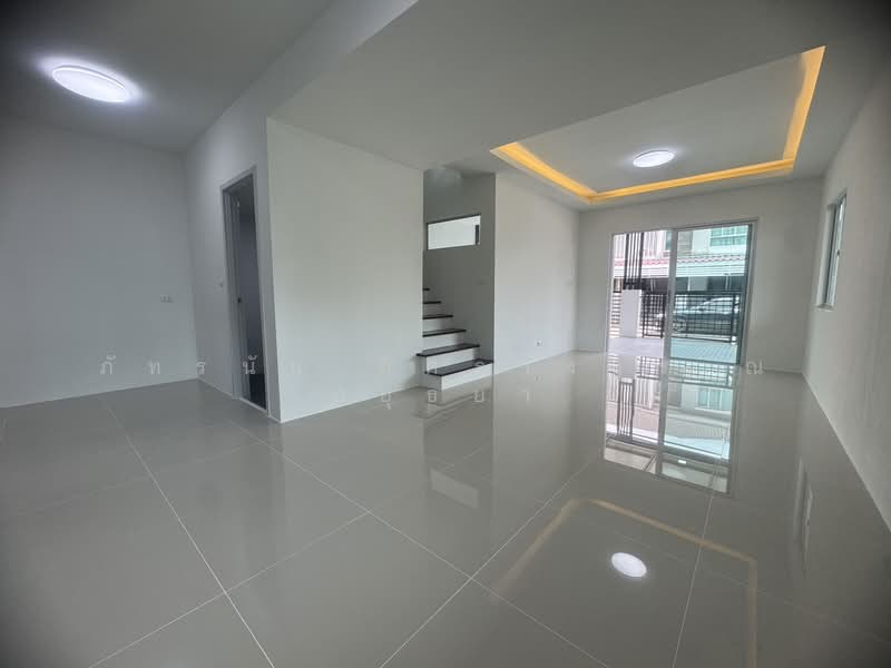 Pruksa Ville 55/1, Bangkok, Bang Chun, Khlong Sam Wa, Bangkok, 3 Bedrooms, 97 sqm, Townhouse For Sale, by ภัทรนัน อิศรางกูร ณ อยุธยา, 500439634 - DDproperty.com