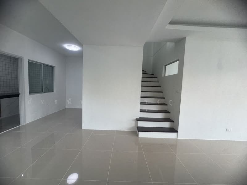 Pruksa Ville 55/1, Bangkok, Bang Chun, Khlong Sam Wa, Bangkok, 3 Bedrooms, 97 sqm, Townhouse For Sale, by ภัทรนัน อิศรางกูร ณ อยุธยา, 500439634 - DDproperty.com