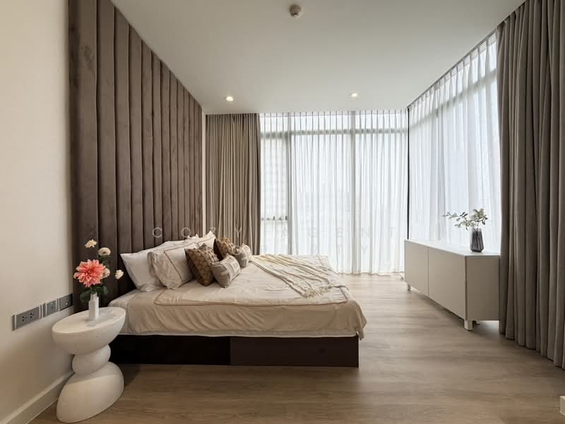Vittorio 39, Bangkok, 8 Sukhumvit, Khlong Tan Nua, Watthana, Bangkok, 2 Bedrooms, 140 sqm, Condo For Rent, by Cozy Agent Property, 500439650 - DDproperty.com