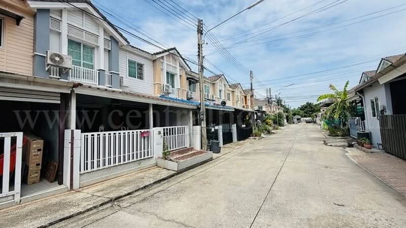 พฤกษา วิลล์ 40 ดอนเมือง-โลคัลโรด : Pruksa Ville 40 Donmuang-Local Road, ปทุมธานี, ถนนกำแพงเพชร 6, หลักหก, เมืองปทุมธานี, ปทุมธานี, 120 ตร.ม., ทาวน์เฮ้าส์ ขาย, โดย คุณ มณีรัตน์ ( เจี๊ยบ ), 500439662 - DDproperty.com
