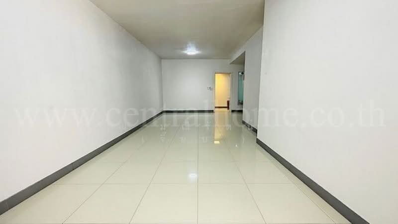 Pruksa Ville 40 Donmuang-Local Road, Pathum Thani, Kamphaeng Phet 6 Road, Lak Hok, Muang Pathum Thani, Pathum Thani, 3 Bedrooms, 120 sqm, Townhouse For Sale, by คุณ มณีรัตน์ ( เจี๊ยบ ), 500439662 - DDproperty.com