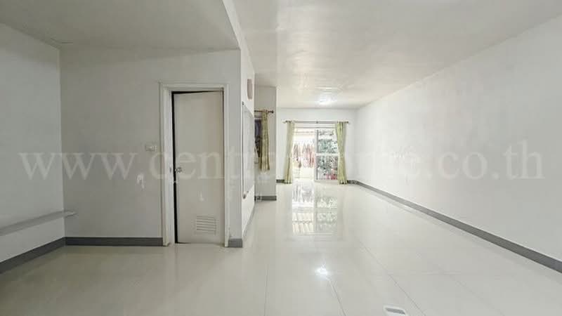 Pruksa Ville 40 Donmuang-Local Road, Pathum Thani, Kamphaeng Phet 6 Road, Lak Hok, Muang Pathum Thani, Pathum Thani, 3 Bedrooms, 120 sqm, Townhouse For Sale, by คุณ มณีรัตน์ ( เจี๊ยบ ), 500439662 - DDproperty.com