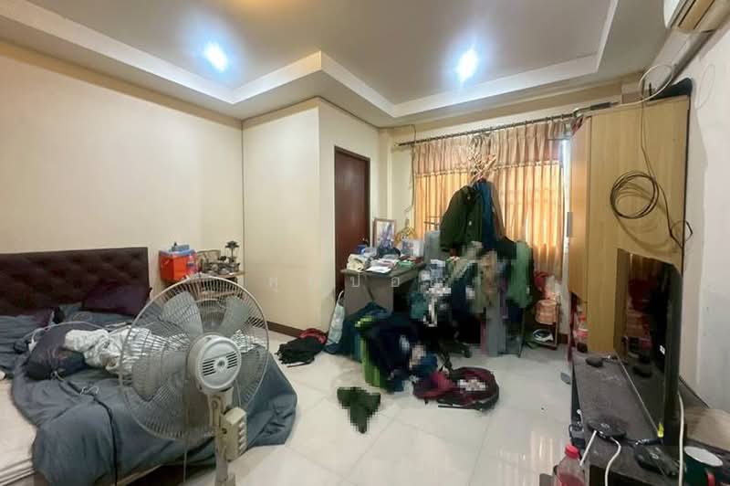 ซอยลาดพร้าว 80, Bangkok, Wang Thonglang, Bangkok, 5 Bedrooms, 200 sqm, Single Detached House For Sale, by คุณปอย, 500439689 - DDproperty.com