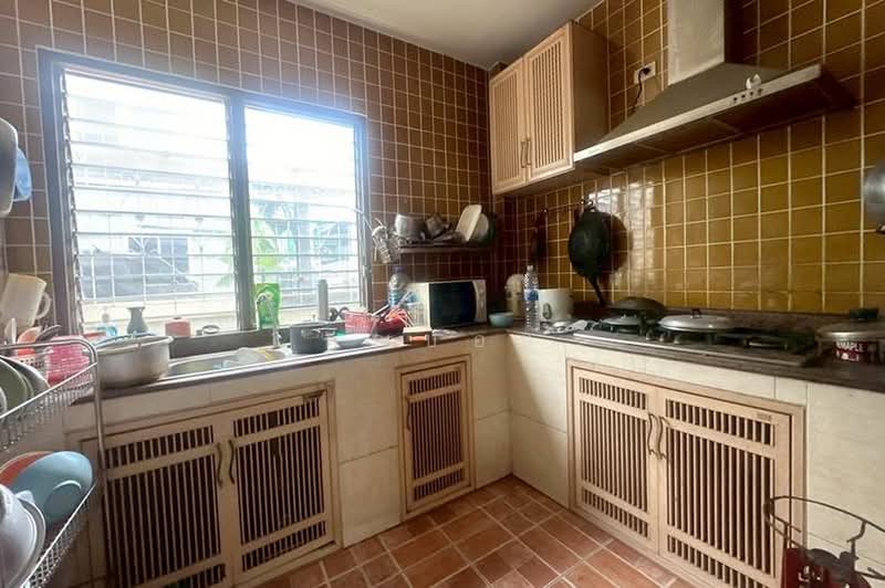 ซอยลาดพร้าว 80, Bangkok, Wang Thonglang, Bangkok, 5 Bedrooms, 200 sqm, Single Detached House For Sale, by คุณปอย, 500439689 - DDproperty.com
