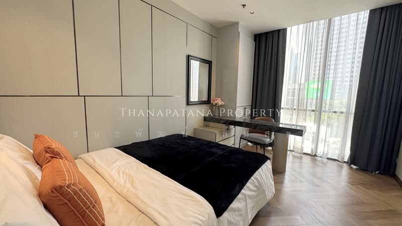 Domus 16, Bangkok, 19 Soi Sukhumvit 16, Khlong Toei, Bangkok, 3 Bedrooms, 167 sqm, Condo For Rent, by Thanapatana Limsouklam, 500439696 - DDproperty.com
