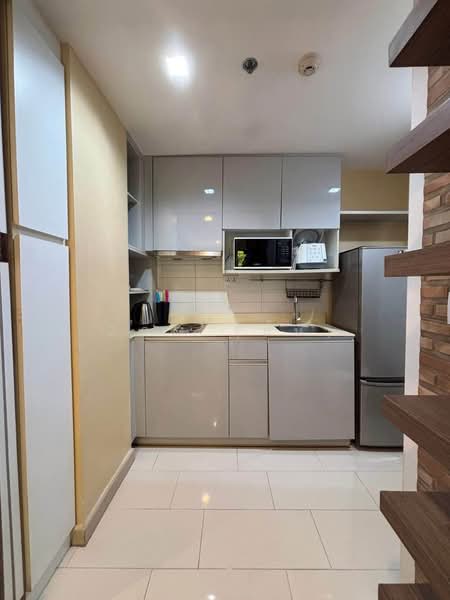 IDEO MOBI Sukhumvit 81, Bangkok, 2097 Sukhumvit Road, Bang Chak, Phra Khanong, Bangkok, 1 Bedroom, 43 sqm, Condo For Rent, by Zom (ส้ม), 500439712 - DDproperty.com