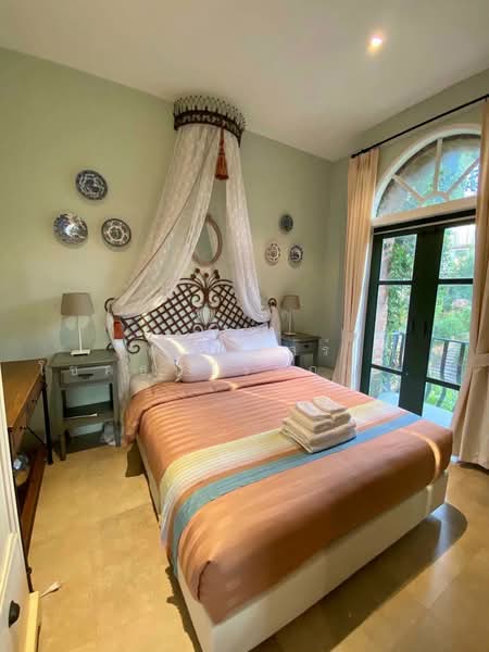 ขายบ้านหรู โครงการ The Eyrie เขาใหญ่ ราคา 20,000,000 บาท พร้อมเฟอร์นิเจอร์, Nakhon Ratchasima, Khlong Muang, Pak Chong, Nakhon Ratchasima, 6 Bedrooms, 300 sqm, Semi-Detached House (Twin House) For Sale, by พลิศภัสร์ โชคธนวีระกานต์, 500439721 - DDproperty.com