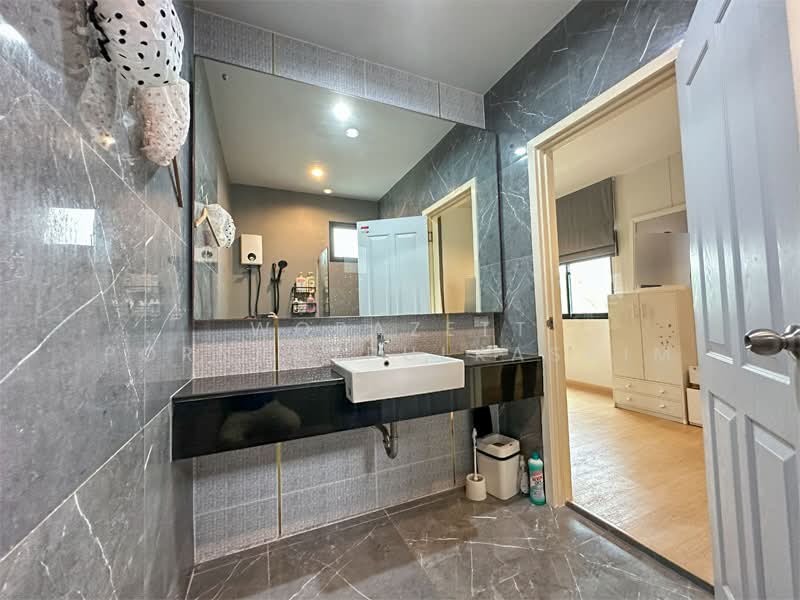 S Gate Life Ratchapruek-Kanjanapisek, Nonthaburi, Khlong Khoi, Pak Kret, Nonthaburi, 4 Bedrooms, 207 sqm, Single Detached House For Sale, by Worazett pornpatpulkasaim, 500439738 - DDproperty.com