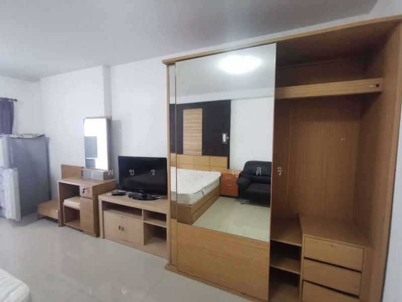 Supalai City Home Ratchada 10, Bangkok, Soi Ratchadaphisek 10, Ratchadaphisek Road, Huai Khwang, Bangkok, 1 Bedroom, 31 sqm, Condo For Rent, by พชร ชาญศิริ, 500439757 - DDproperty.com