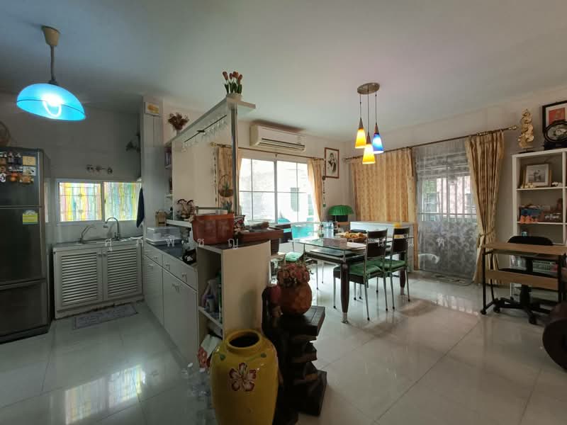 Moobaan Chollada Suvarnabhumi : หมู่บ้านชลลดา สุวรรณภูมิ, สมุทรปราการ, ถนนวัดศรีวารีน้อย, ศีรษะจรเข้น้อย, บางเสาธง, สมุทรปราการ, 200 ตร.ม., บ้านเดี่ยว ขาย, โดย ศุภพิชญ์ บุรานนท์, 500439794 - DDproperty.com
