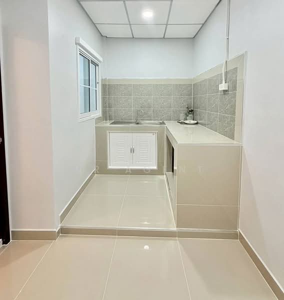 Lumpini-Bang Bua Thong, Nonthaburi, Phimonrat, Bang Bua Thong, Nonthaburi, 3 Bedrooms, 100 sqm, Townhouse For Sale, by NR AGENT, 500439797 - DDproperty.com