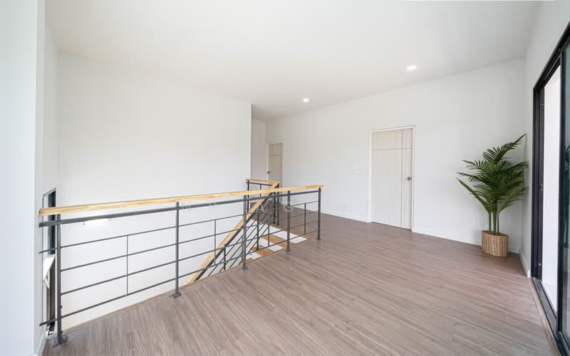 The Centro Watcharapol, Bangkok, Sukhaphiban 5 Road, O-Ngoen, Sai Mai, Bangkok, 3 Bedrooms, 217 sqm, Single Detached House For Sale, by NR AGENT, 500439815 - DDproperty.com