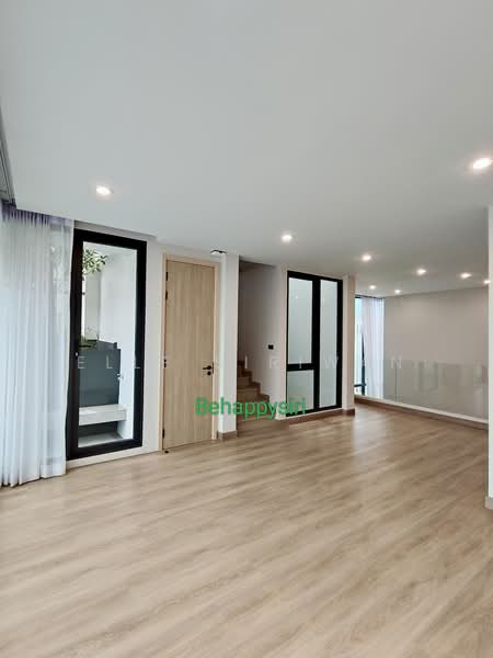 Scape Ari, Bangkok, Phahonyothin, Samsen Nai, Phaya Thai, Bangkok, 3 Bedrooms, 323 sqm, Single Detached House For Sale, by Elle Siriwan, 500439840 - DDproperty.com
