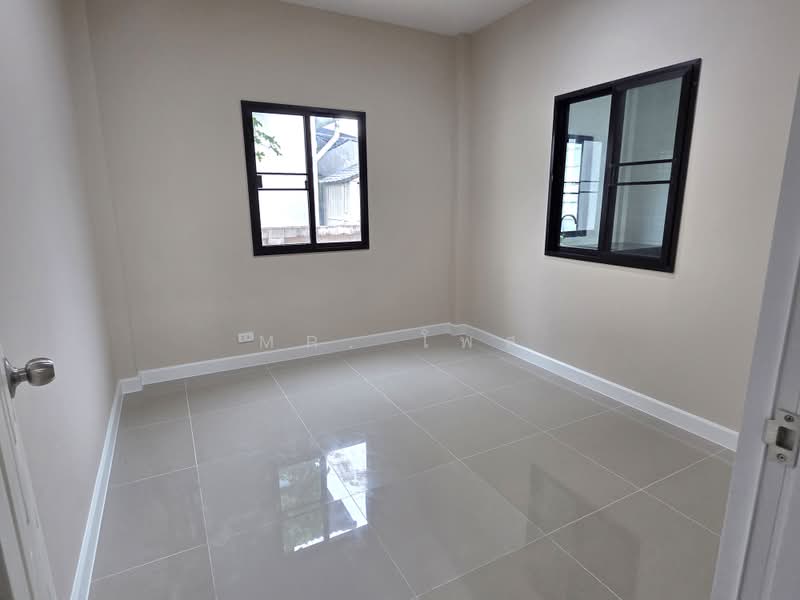 The Ricco Residence Wongwaen-Hathairat : เดอะริคโค้ เรสซิเดนซ์ วงแหวนฯ-หทัยราษฎร์, กรุงเทพ, ถนนไทยรามัญ, สามวาตะวันตก, คลองสามวา, กรุงเทพ, 218 ตร.ม., บ้านเดี่ยว ขาย, โดย Mr. โพส, 500439842 - DDproperty.com