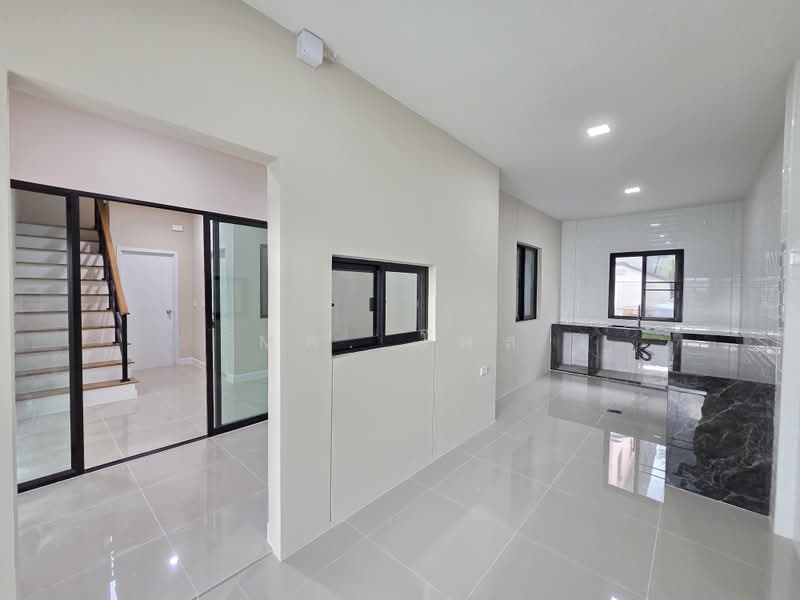 The Ricco Residence Wongwaen-Hathairat : เดอะริคโค้ เรสซิเดนซ์ วงแหวนฯ-หทัยราษฎร์, กรุงเทพ, ถนนไทยรามัญ, สามวาตะวันตก, คลองสามวา, กรุงเทพ, 218 ตร.ม., บ้านเดี่ยว ขาย, โดย Mr. โพส, 500439842 - DDproperty.com