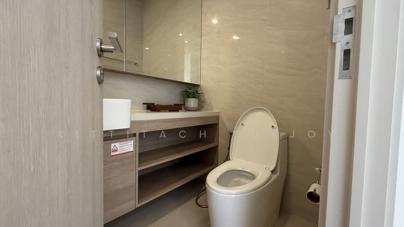 Noble Form Thonglor, Bangkok, Sukhumvit 55, Khlong Tan Nua, Watthana, Bangkok, 2 Bedrooms, 67 sqm, Condo For Rent, by Kittitach Sukjoy, 500439844 - DDproperty.com