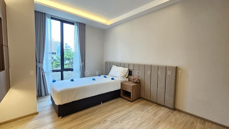 39 Luxury Suites, Bangkok, Khlong Tan Nua, Watthana, Bangkok, 2 Bedrooms, 110 sqm, Condo For Rent, by BANGKOK PROPERTY AGENTS, 500439860 - DDproperty.com