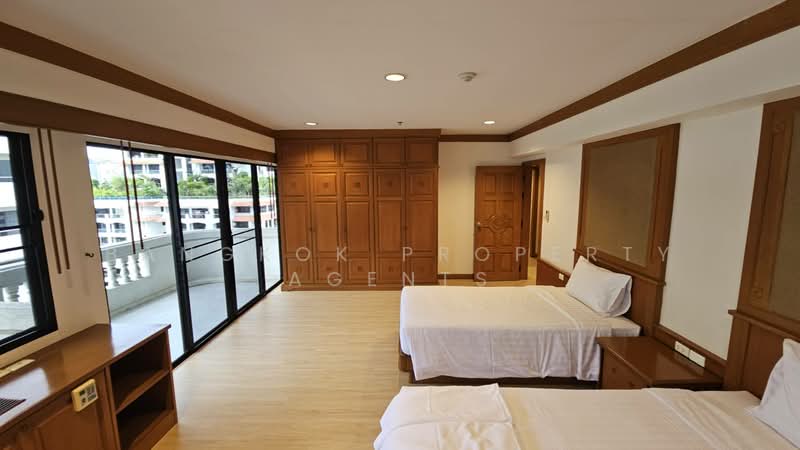 Centre Point Residence Phromphong, Bangkok, Soi Sukhumvit 39, Khlong Tan Nua, Watthana, Bangkok, 4 Bedrooms, 325 sqm, Condo For Rent, by BANGKOK PROPERTY AGENTS, 500439861 - DDproperty.com