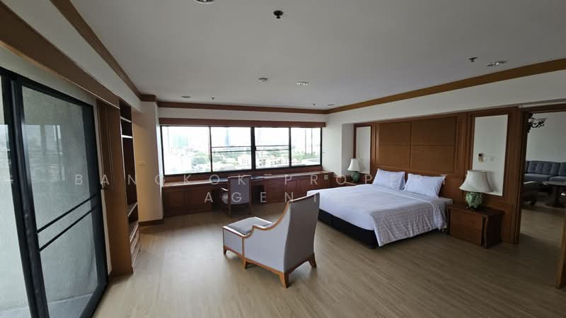 Centre Point Residence Phromphong, Bangkok, Soi Sukhumvit 39, Khlong Tan Nua, Watthana, Bangkok, 4 Bedrooms, 325 sqm, Condo For Rent, by BANGKOK PROPERTY AGENTS, 500439861 - DDproperty.com