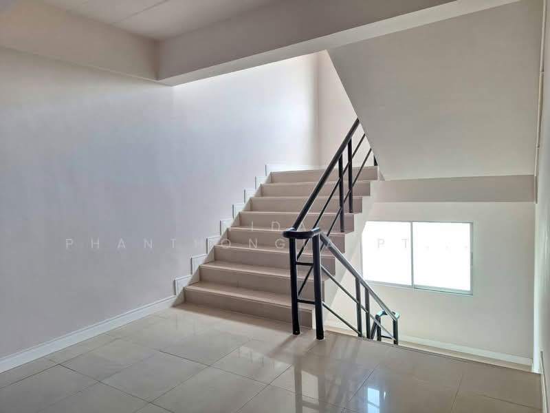 ขาย อพาร์ทเม้นท์ ลาดพร้าว 101 (Ladprao 101) 79 ห้อง, กรุงเทพ, คลองจั่น, บางกะปิ, กรุงเทพ, 2,000 ตร.ม., กิจการ ขาย, โดย Tida phanthonglarptawee, 500439877 - DDproperty.com