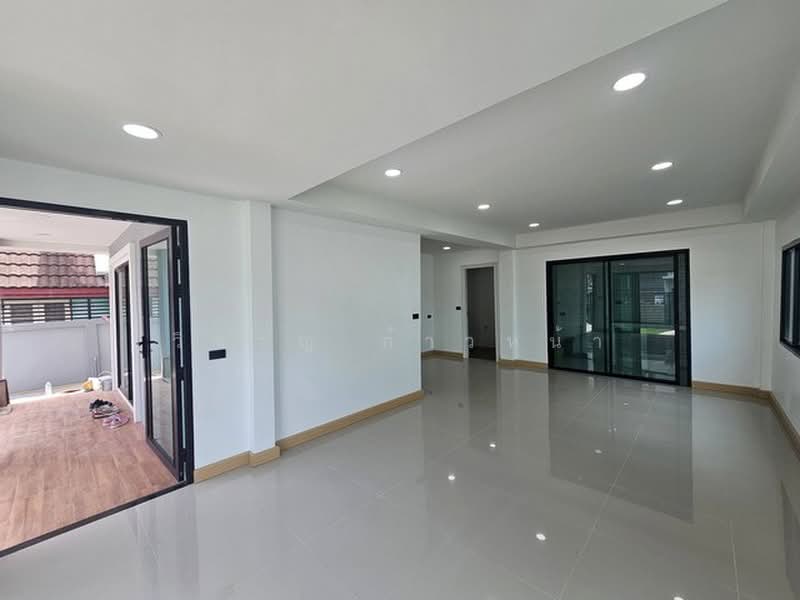 บ้านเดี่ยวประชาอุทิศ90, Bangkok, ประชาอุทิศ, Thung Khru, Bangkok, 3 Bedrooms, 180 sqm, Single Detached House For Sale, by Wicharn Kaonah, 500439883 - DDproperty.com