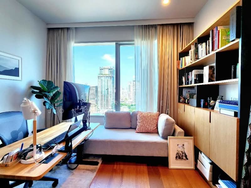 185 Rajadamri, Bangkok, 185 Rajadamri Road, Lumphini, Pathum Wan, Bangkok, 3 Bedrooms, 162 sqm, Condo For Rent, by Yenrudee Jongsaritwang, 500439884 - DDproperty.com