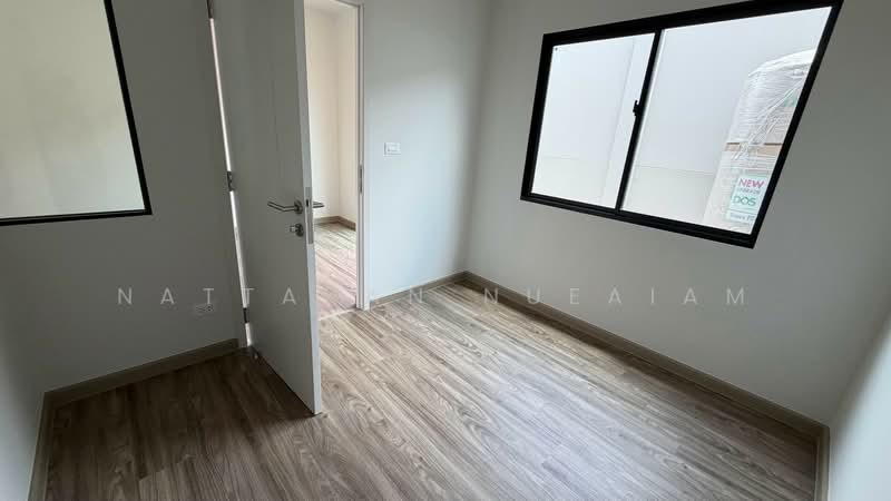 Siri Place Bangna-Suvarnabhumi, Samut Prakan, 99 Soi Pracha Ruam Chai, Srisa Chorakhe Noi, Bang Sao Thong, Samut Prakan, 3 Bedrooms, 99 sqm, Townhouse For Sale, by Nattakan nueaiam, 500439896 - DDproperty.com