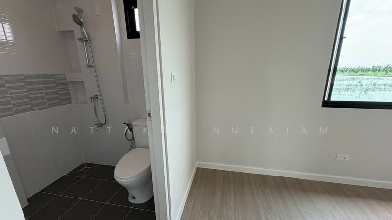 Siri Place Bangna-Suvarnabhumi, Samut Prakan, 99 Soi Pracha Ruam Chai, Srisa Chorakhe Noi, Bang Sao Thong, Samut Prakan, 3 Bedrooms, 99 sqm, Townhouse For Sale, by Nattakan nueaiam, 500439896 - DDproperty.com