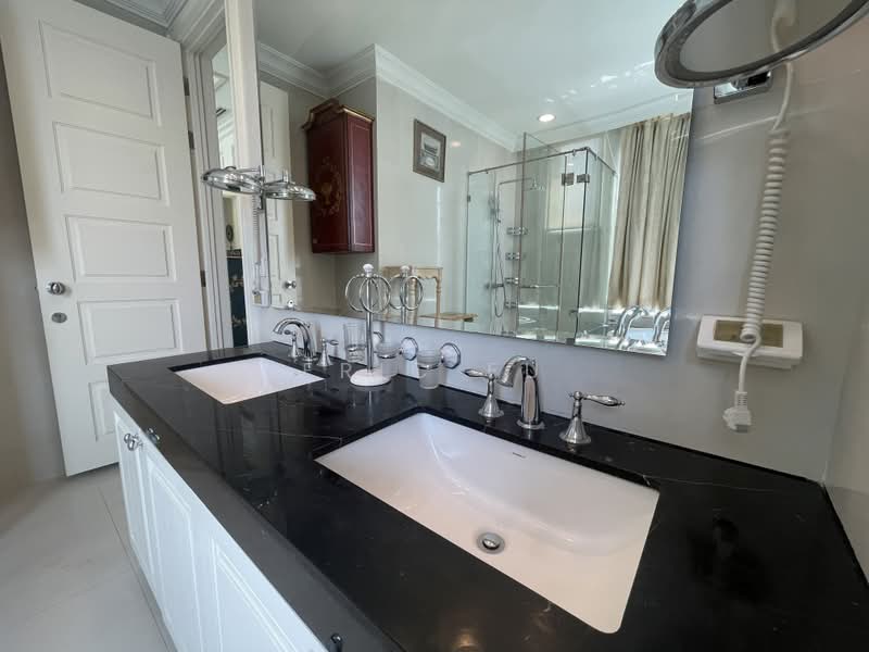 Royce Private Residences, Bangkok, 61 Soi Sukhumvit 31, Khlongtoei Nua, Watthana, Bangkok, 3 Bedrooms, 178 sqm, Condo For Rent, by Eric Fu, 500439919 - DDproperty.com
