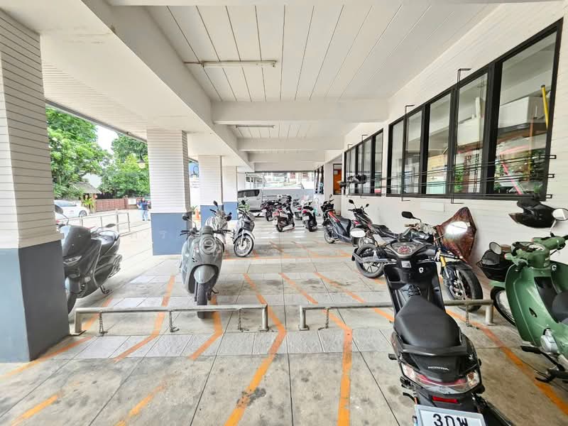 Saengduen Dormitory, Chiang Mai, Chang Phuak, Muang Chiang Mai, Chiang Mai, 10+ Bedrooms, 444 sqm, Townhouse For Sale, by Nakornpong Chuenjit, 500439951 - DDproperty.com
