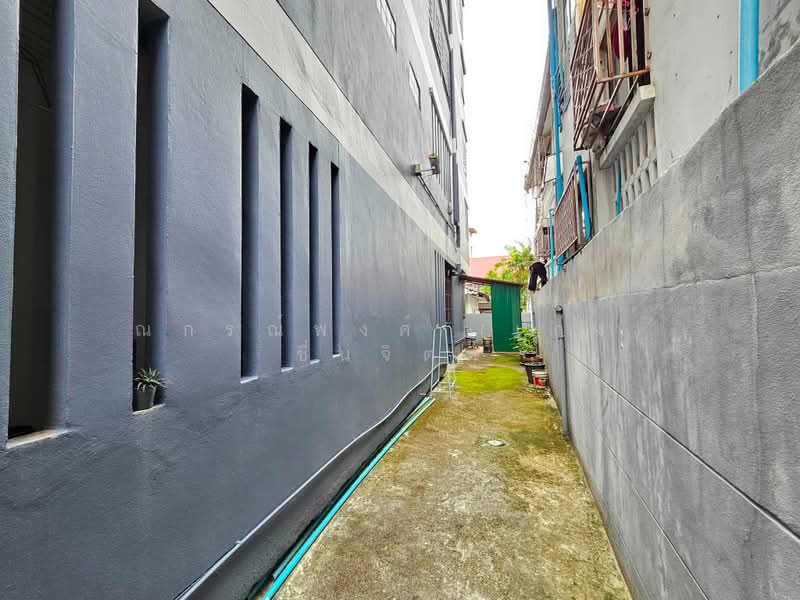 Saengduen Dormitory, Chiang Mai, Chang Phuak, Muang Chiang Mai, Chiang Mai, 10+ Bedrooms, 444 sqm, Townhouse For Sale, by Nakornpong Chuenjit, 500439951 - DDproperty.com