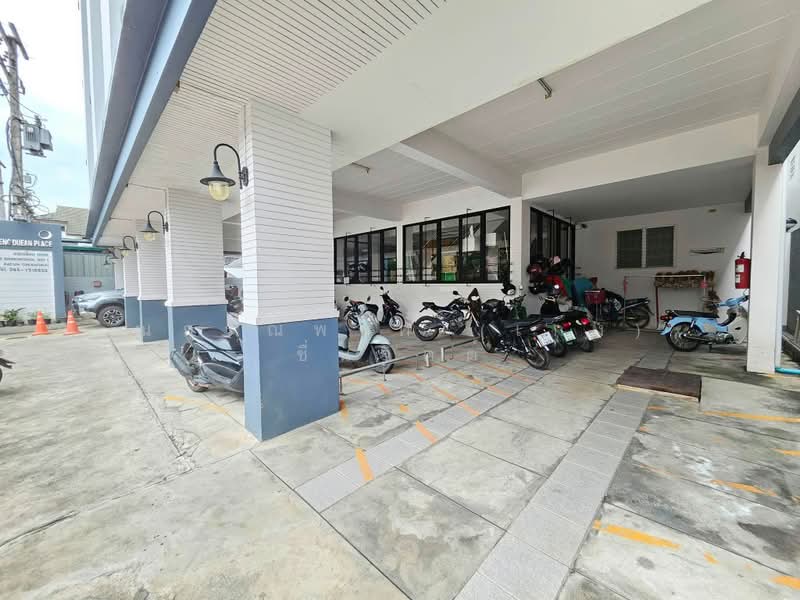 Saengduen Dormitory, Chiang Mai, Chang Phuak, Muang Chiang Mai, Chiang Mai, 10+ Bedrooms, 444 sqm, Townhouse For Sale, by Nakornpong Chuenjit, 500439951 - DDproperty.com