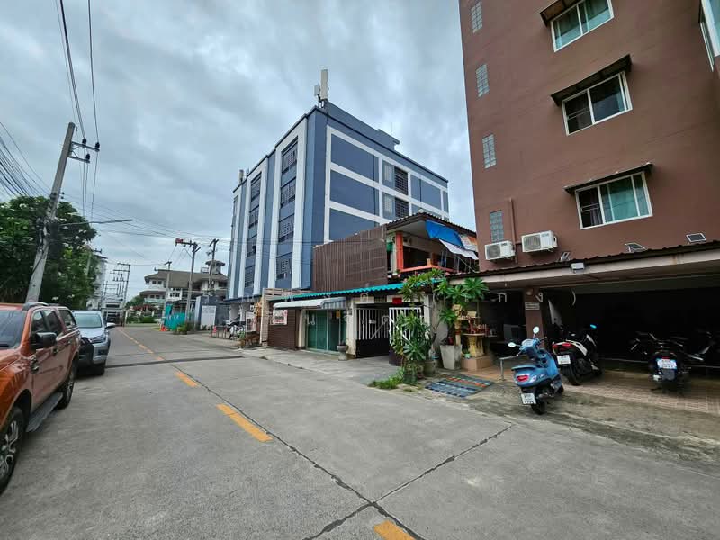 Saengduen Dormitory, Chiang Mai, Chang Phuak, Muang Chiang Mai, Chiang Mai, 10+ Bedrooms, 444 sqm, Townhouse For Sale, by Nakornpong Chuenjit, 500439951 - DDproperty.com