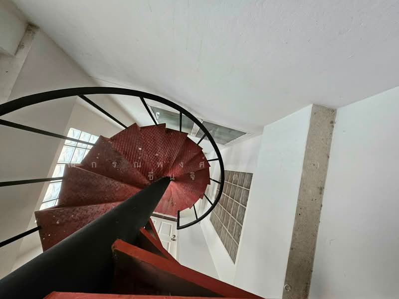 Saengduen Dormitory, Chiang Mai, Chang Phuak, Muang Chiang Mai, Chiang Mai, 10+ Bedrooms, 444 sqm, Townhouse For Sale, by Nakornpong Chuenjit, 500439951 - DDproperty.com