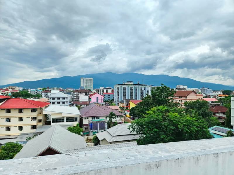 Saengduen Dormitory, Chiang Mai, Chang Phuak, Muang Chiang Mai, Chiang Mai, 10+ Bedrooms, 444 sqm, Townhouse For Sale, by Nakornpong Chuenjit, 500439951 - DDproperty.com