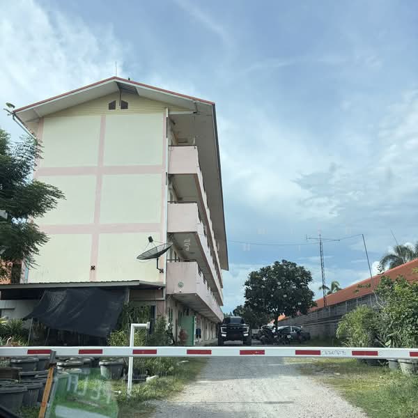 Jaruwan Apartment, Prachin Buri, ถนนทางหลวงหมายเลข 304, Tha Tum, Sri Maha Pho, Prachin Buri, , 1,500 sqm, Business For Sale, by ศศิธร สามารถ ( เรียม ), 500439997 - DDproperty.com