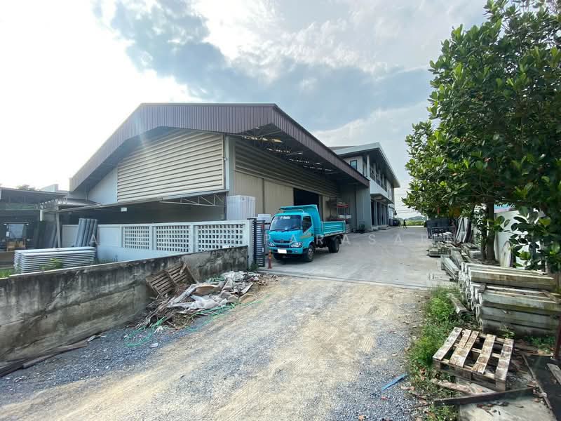 อาคารพาณิชย์ โกดัง และที่พักอาศัย บนที่ดิน 2 ไร่, กรุงเทพ, ทรายกองดิน, คลองสามวา, กรุงเทพ, 2,000 ตร.ม., โกดัง-โรงงาน ให้เช่า, โดย Airada Parasarn, 500440004 - DDproperty.com