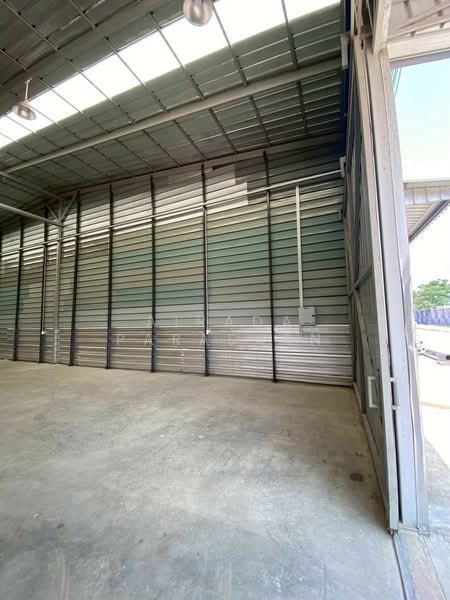 โกดังเช่าลาดกระบัง-ร่มเกล้า ใกล้ ขนส่งพื้นที่ 4, Bangkok, Lam Phak Chi, Nong Chok, Bangkok, , 176 sqm, Warehouse/Factory For Rent, by Airada Parasarn, 500440007 - DDproperty.com