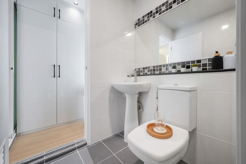 Regent Home 22 Sukhumvit 85, Bangkok, Sukhumvit 85 Road, Bang Chak, Phra Khanong, Bangkok, 2 Bedrooms, 63 sqm, Condo For Sale, by ณัฐจีรา กุลสิริภิวัฒน์, 500440067 - DDproperty.com